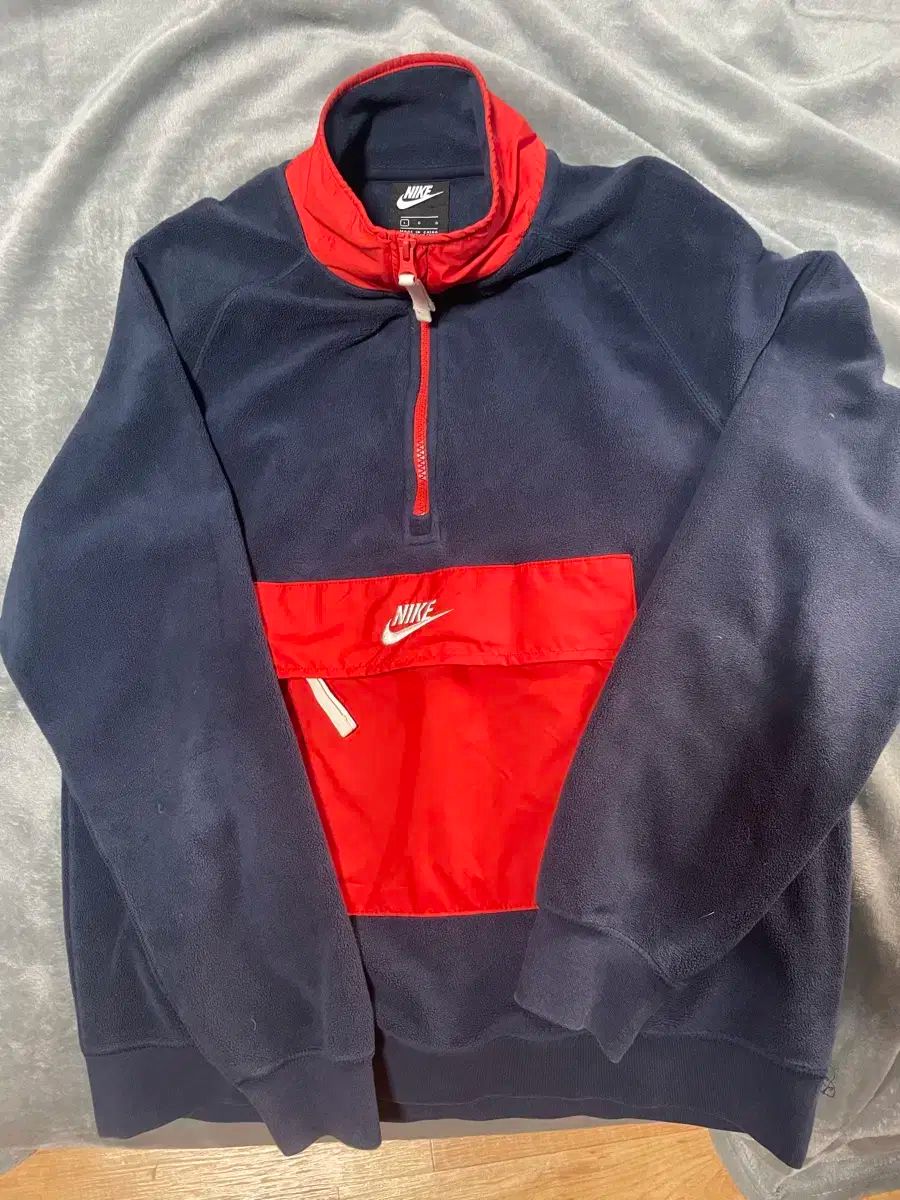 ナイキ ネイビー/レッド フリース プルオーバー L 出品