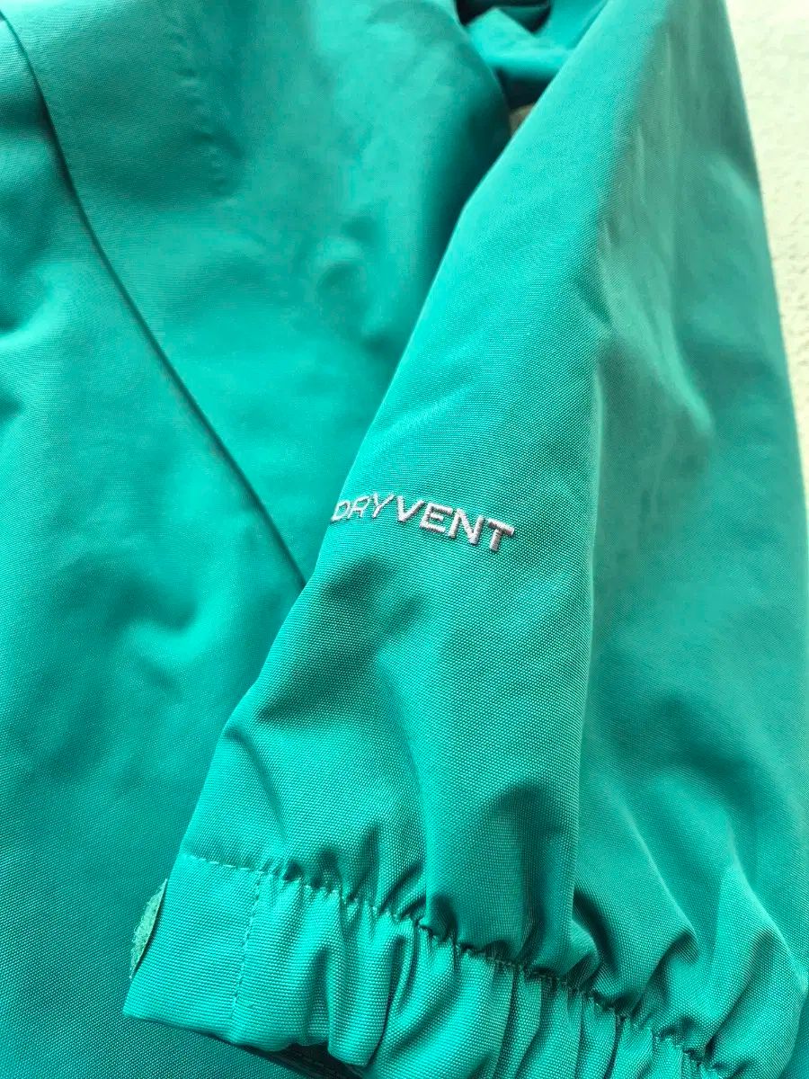 ノースフェイス ドライイベント ウィンドブレーカー