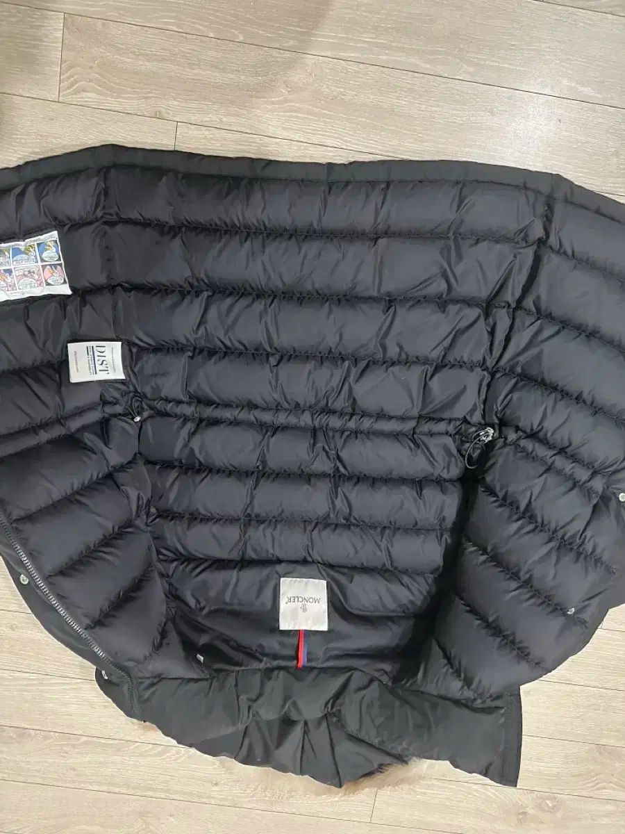  モンクレール キッズ ダウン 12 A サイズ その他 ジャケット ブルゾン