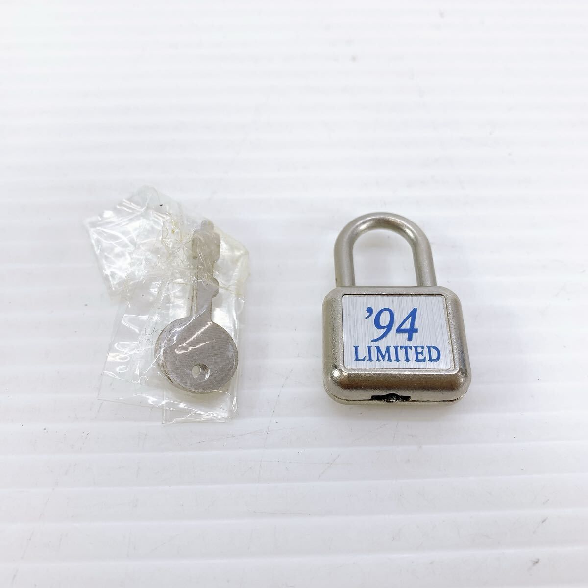 Y-449 Zippo 特別限定品 '94 LIMITED No.0658 シリアル入り 両面