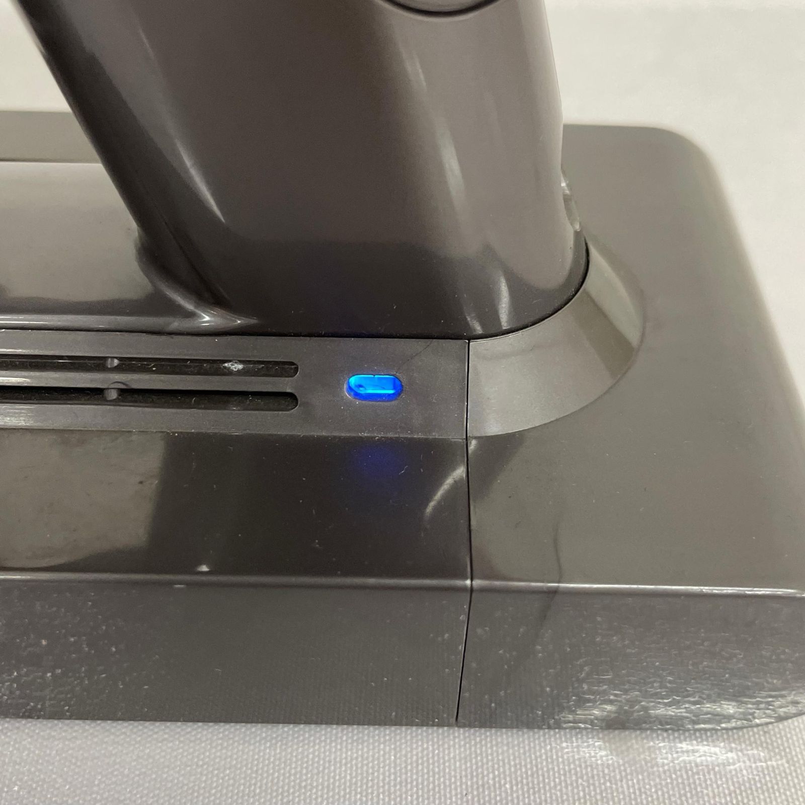 Dyson ダイソン コードレスハンディクリーナー DC61 DC61 掃除機