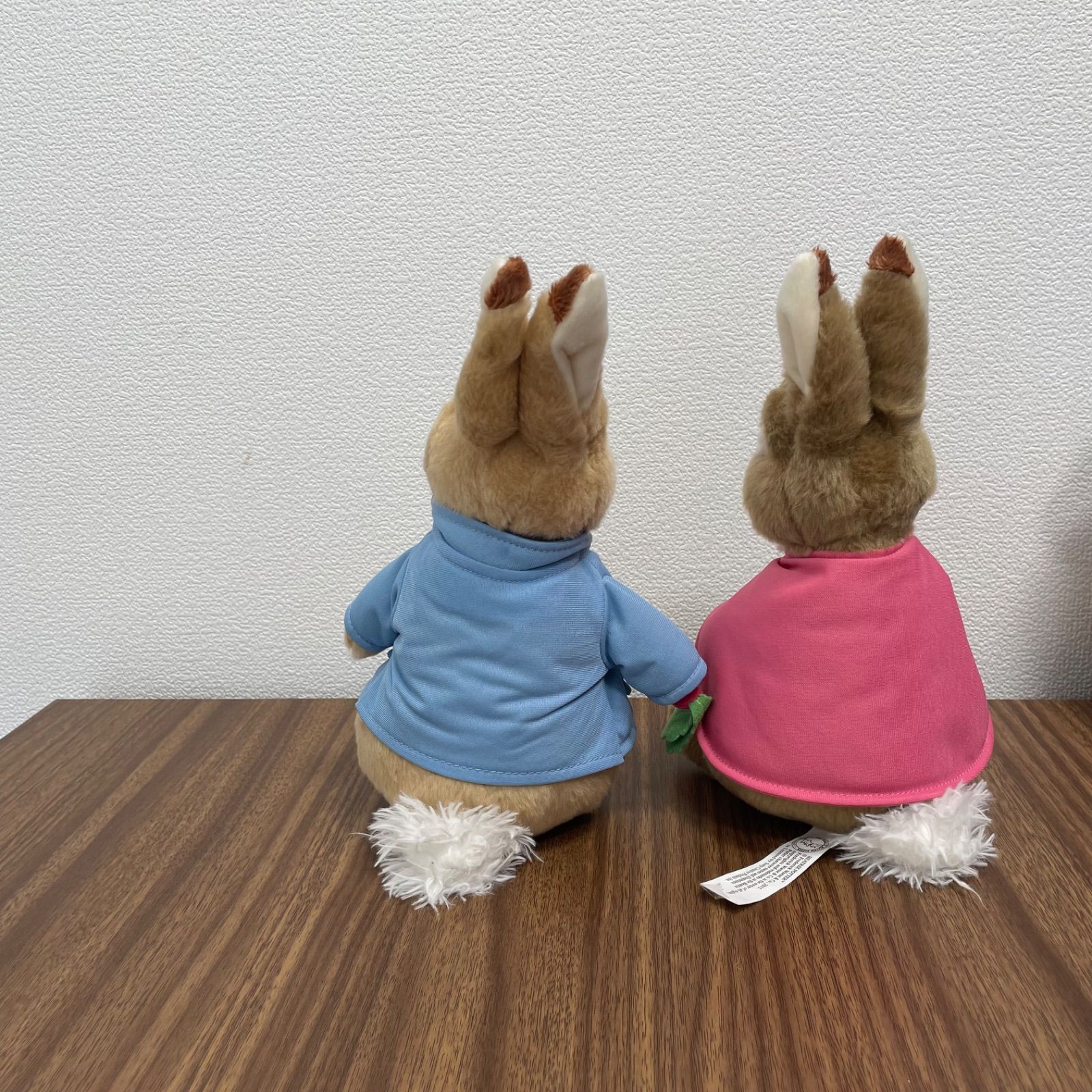 ピーターラビット ぬいぐるみ 4体セット ピーターラビット ぬいぐるみ 4体セット (特大、中、小) - メルカリ