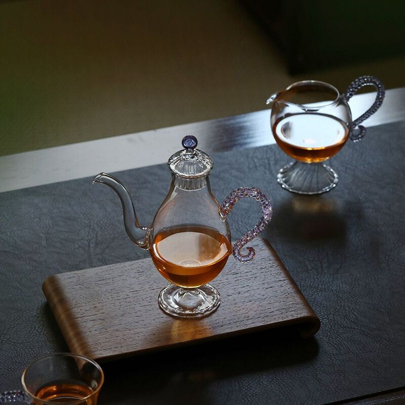 2点セット ティーポット 高台 耐熱ガラス 透明 250 ml ガラス急須 ガラス製ポット お酒 冷酒 酒器 紅茶ポット リーフティー 岩茶 中国茶 花茶 紅茶 緑茶 茶器 ガラス食器 食洗機対応 シンプル 北欧 来客用 贈り物 プレセント