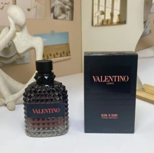 新品未開封】 ヴァレンティノ マン ボーン イン ローマ コーラル