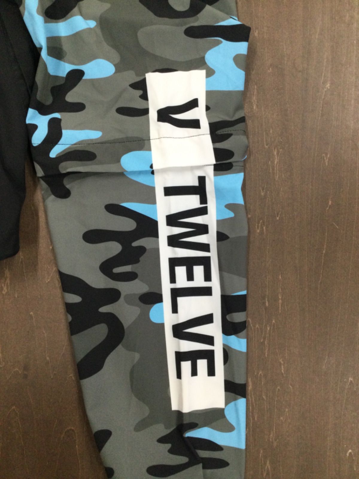 V12 ヴィ・トゥエルヴ ジャケット Msize - メルカリ