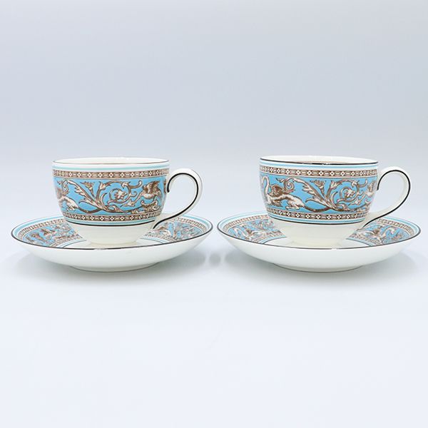 WE DGWOOD コ━ヒ━カップペア　箱付きお値下げ 本日中お買いあげの方 ウェッジウッド WEDGWOOD カップ＆ソーサー ペアセット ブルー系 果実
