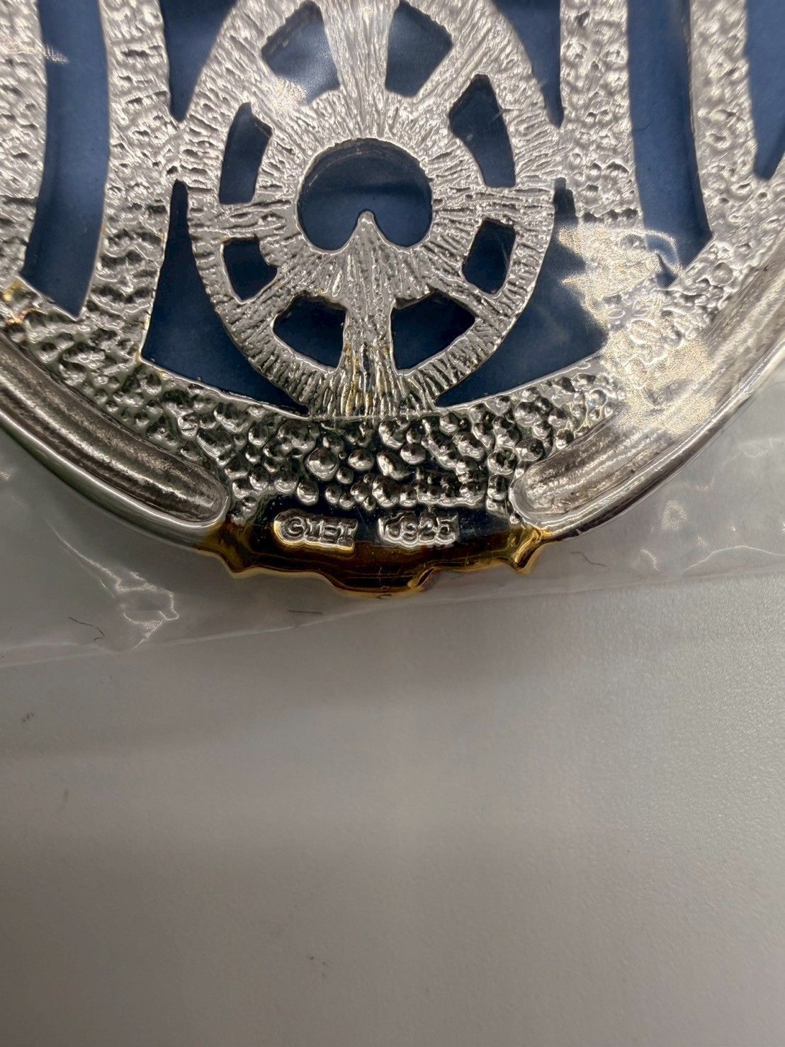 IEI MUCHA ミュシャ 「四芸術」 カメオ 宝飾ペンダント 天然石付き