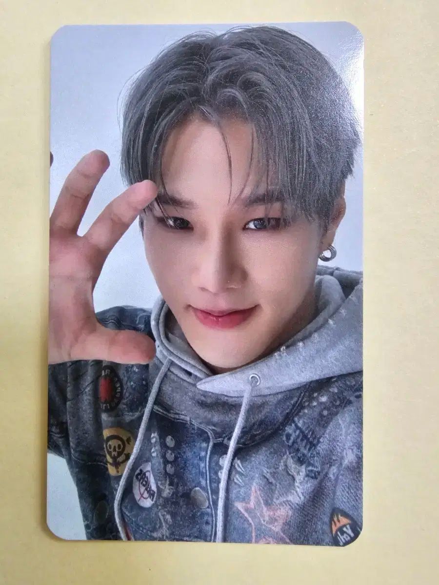 DARK B JOEUNMUSIC(10/26) ヨントン 未公開トレカ 特典 トレカ - メルカリ