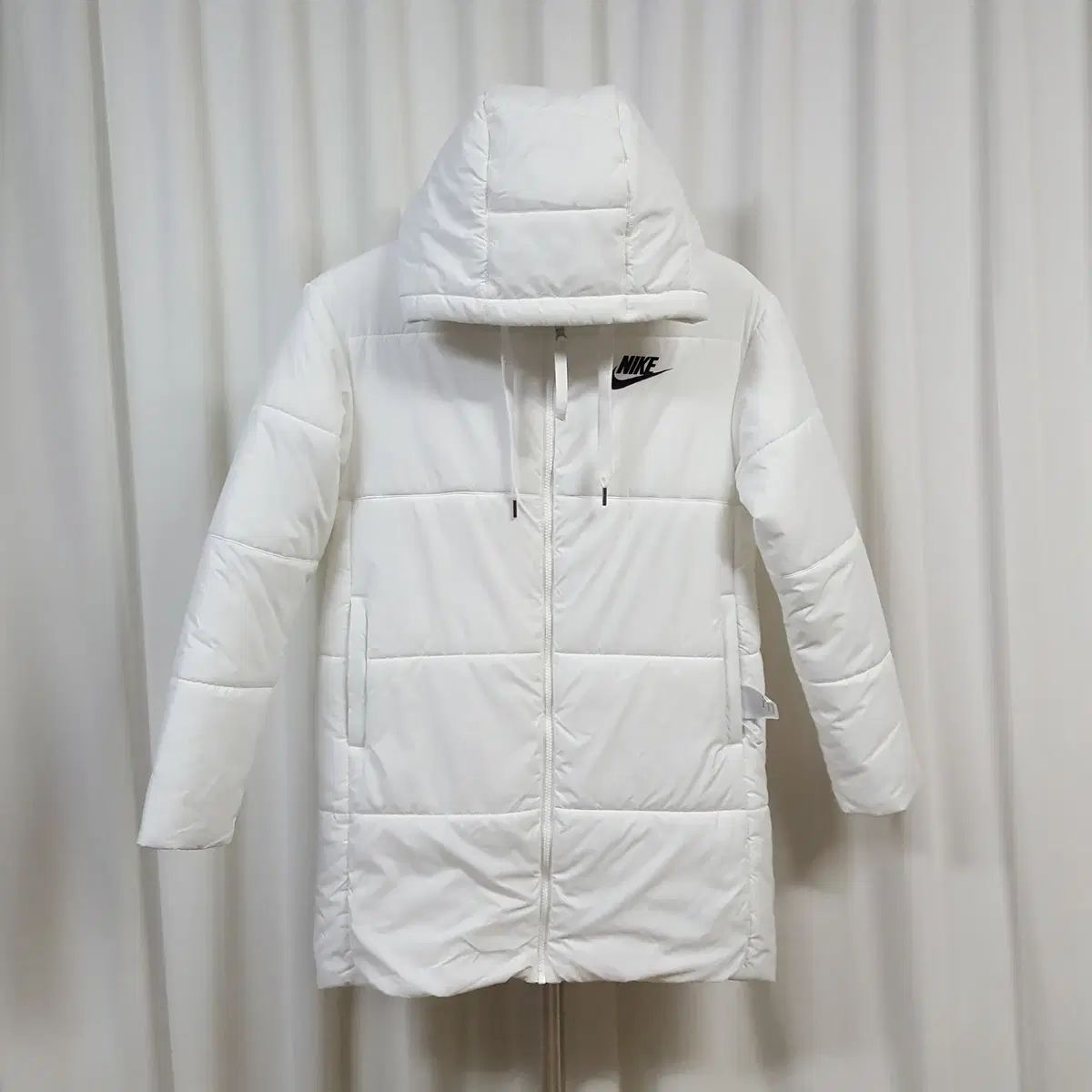 ナイキ レディース リバーシブル ダウン M - メルカリ