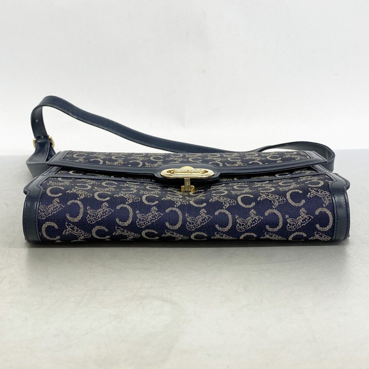 CELINE ワンショルダーバッグ　馬車金具　ゴールド金具　レザー　ネイビー ☆SALE【5ob1241】セリーヌ ショルダーバッグ 馬車金具 Cサルキー