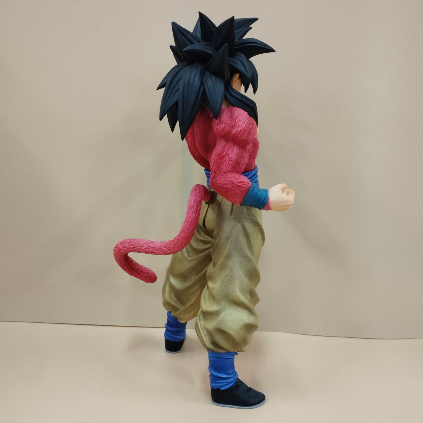 D15588]フィギュア B賞 超サイヤ人4孫悟空 一番くじ ドラゴンボール