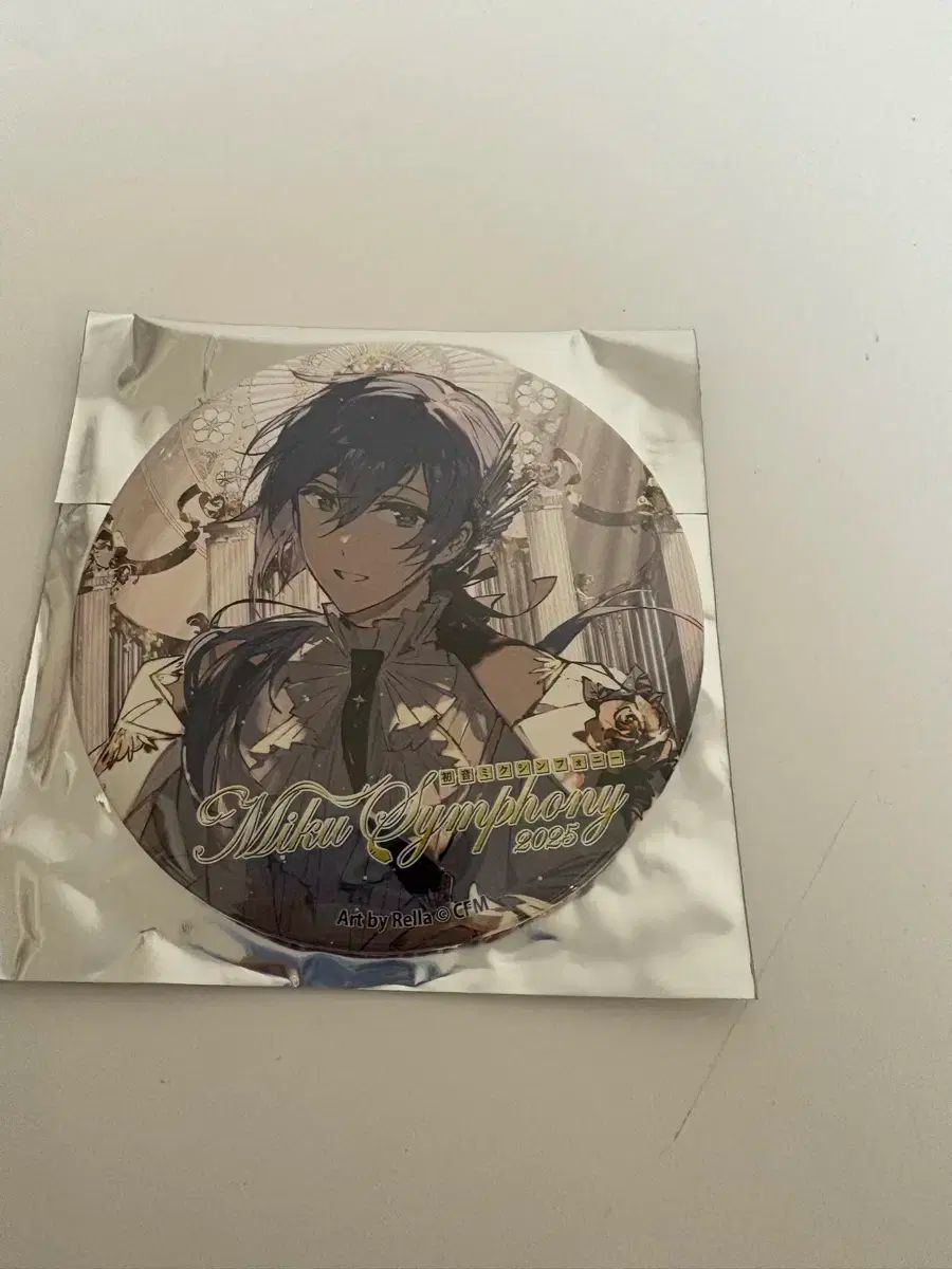 初音ミクシンフォニー かいと KAITO 缶バッジ ミク - メルカリ