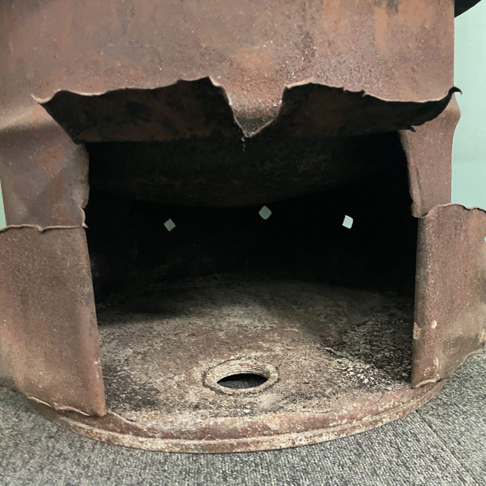 ♭ 竈付き 両手鍋 釜戸 かまど 釜 昭和レトロ 古民家 古民具 キャンプ アルミ製 炊き出し a クッション デイパック