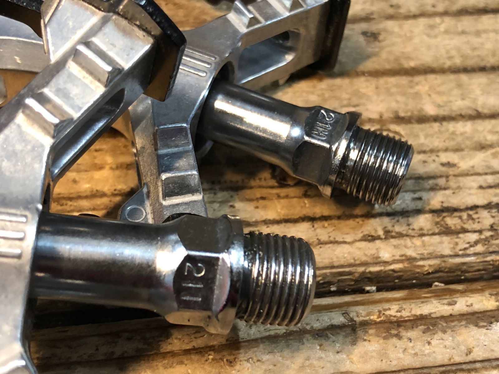 JP187 三ヶ島 MKS XC-III bear trap pedal フラットペダル - メルカリ