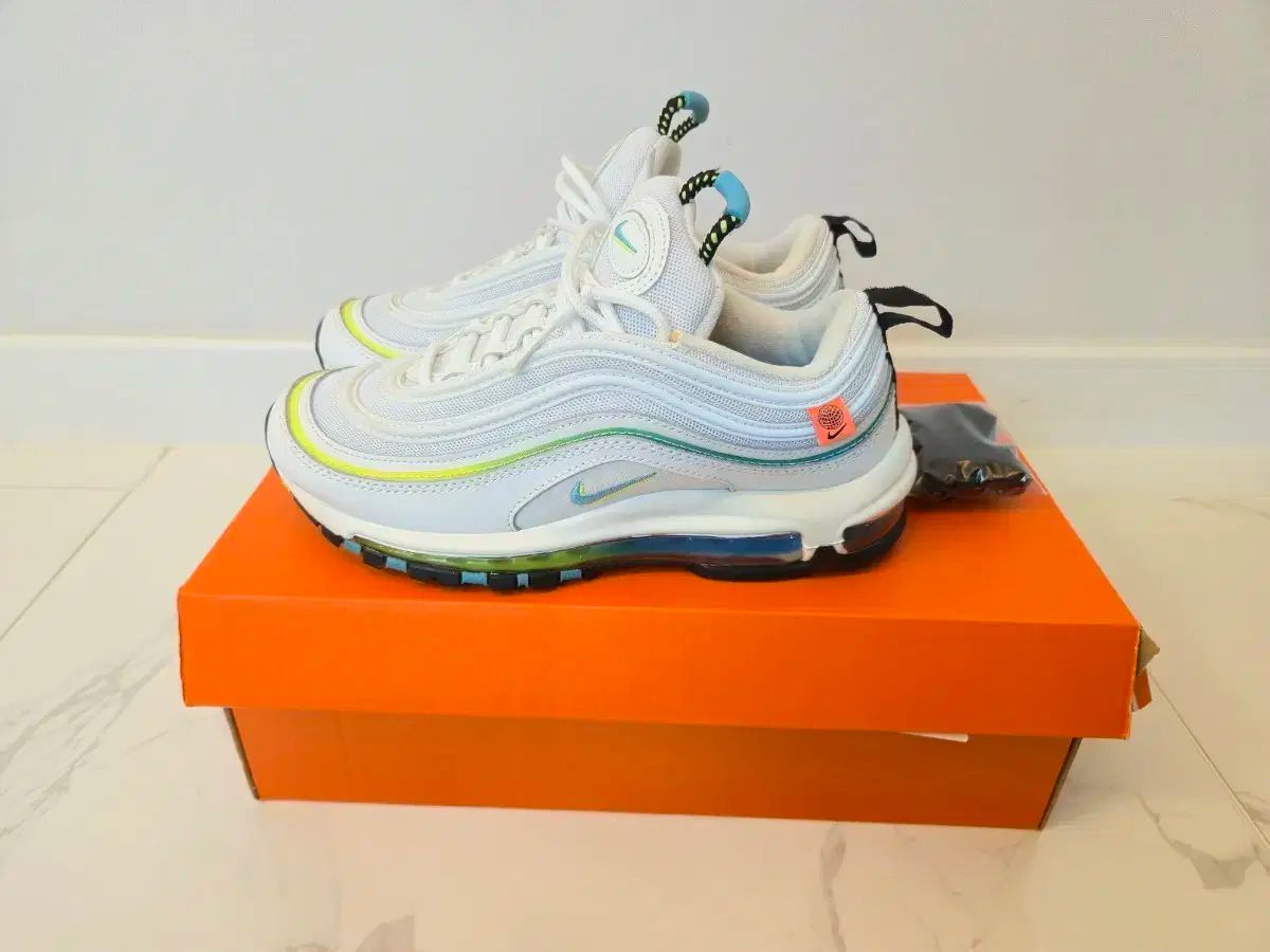 ナイキ エアマックス97 ワールドワイドパック 23.5 cm