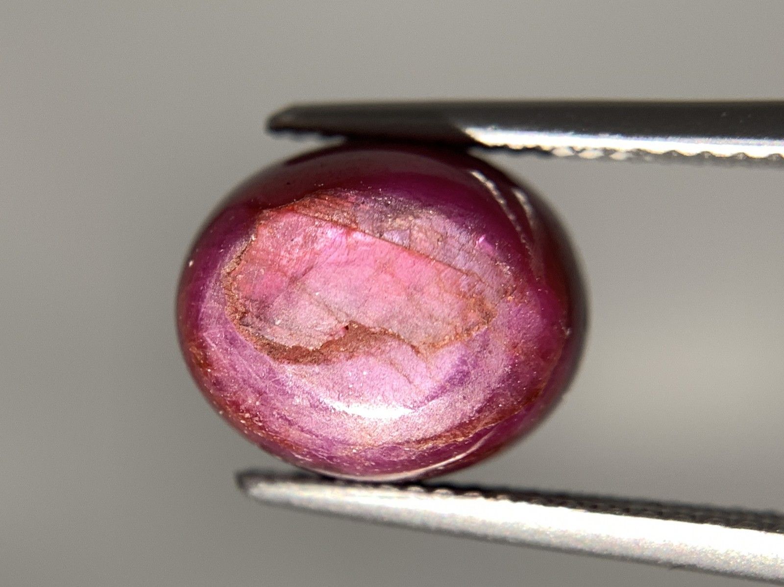 天然  宝石スタールビー スタールビー(宝石名スター・ルビー)インド産 識別済 3.62ct / 8x8mm