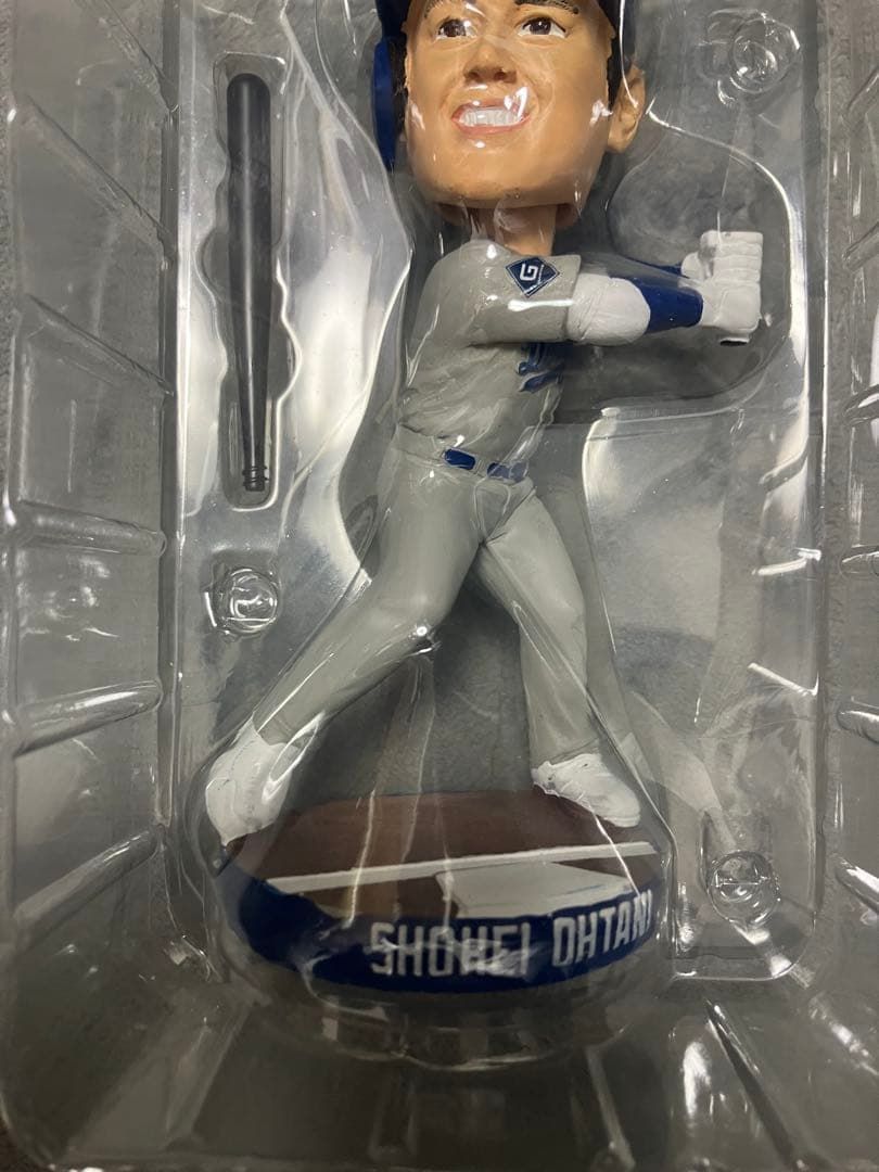 大谷翔平選手 ボブルヘッド人形 グレービジター 1,700個限定　新品未使用 大谷翔平選手 ボブルヘッド人形 グレービジター 1,700個限定 新品未