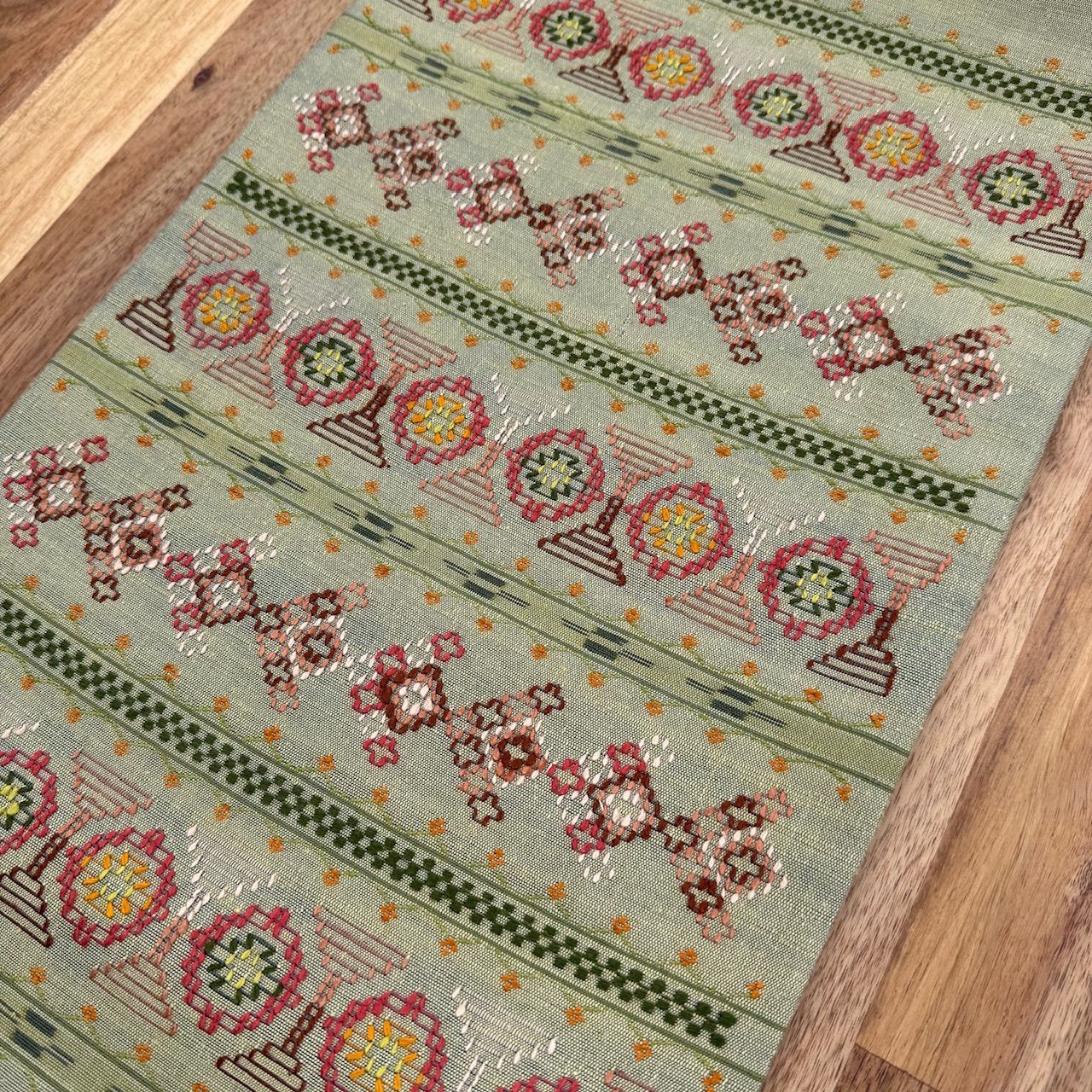 ゆいたんざ 手織り草木染九寸名古屋帯