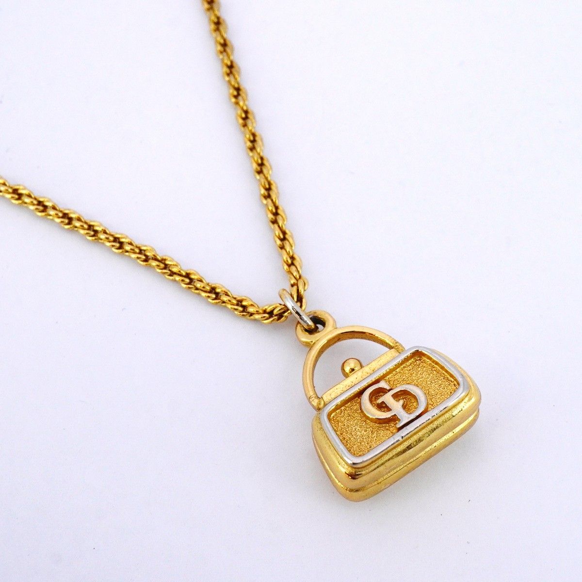 5job0323】クリスチャンディオール ネックレス CDロゴ バッグモチーフ