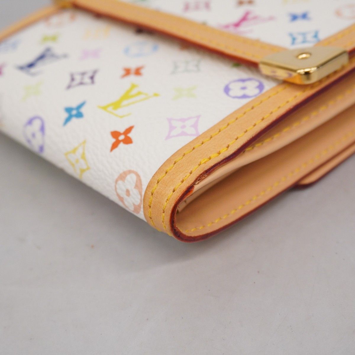 モノグラム マルチ