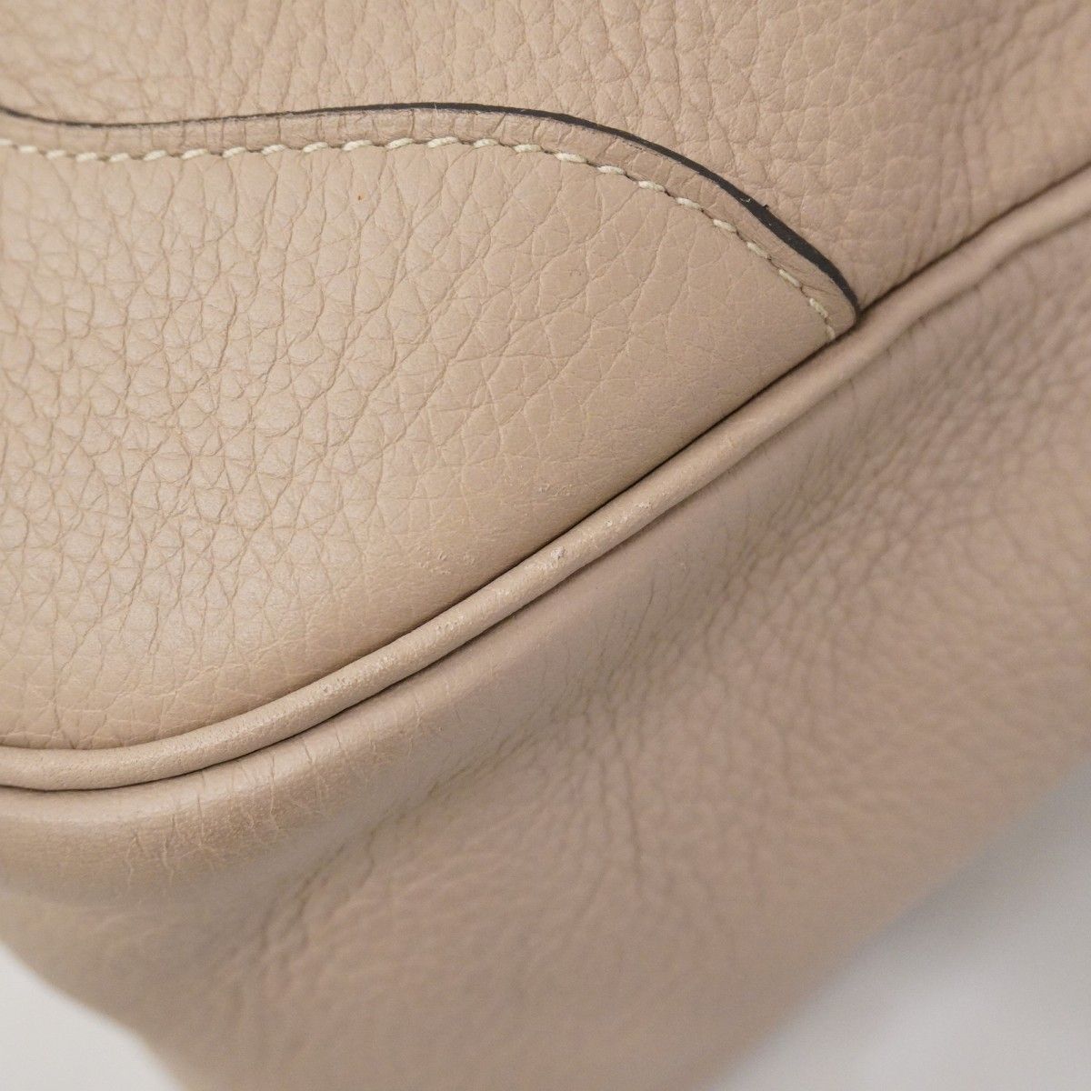 ボストンバッグ