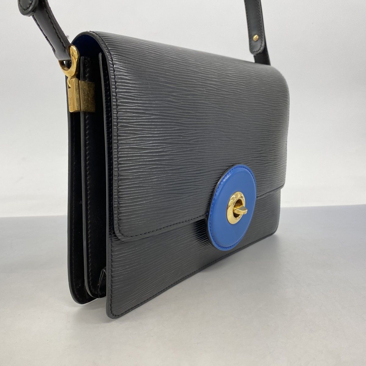 5od4384】ルイヴィトン ショルダーバッグ エピ フリーラン M52415