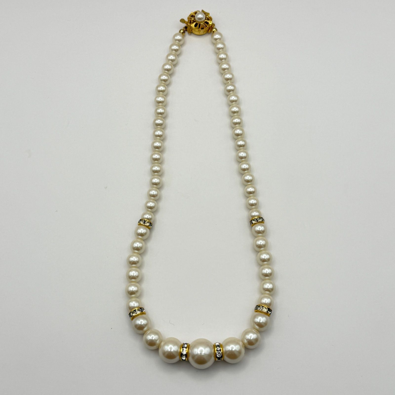 パールアクセサリーまとめ売り（ネックレス／イヤリング／ケース付き