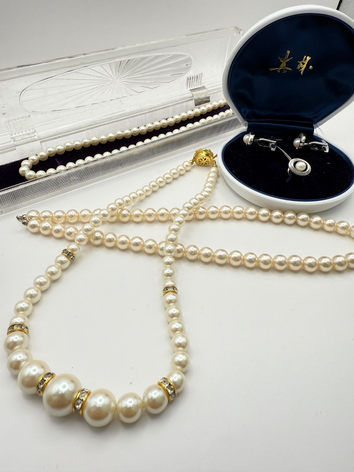 パール アクセサリー まとめ売り 12 パールアクセサリーまとめ売り（ネックレス／イヤリング／ケース付き
