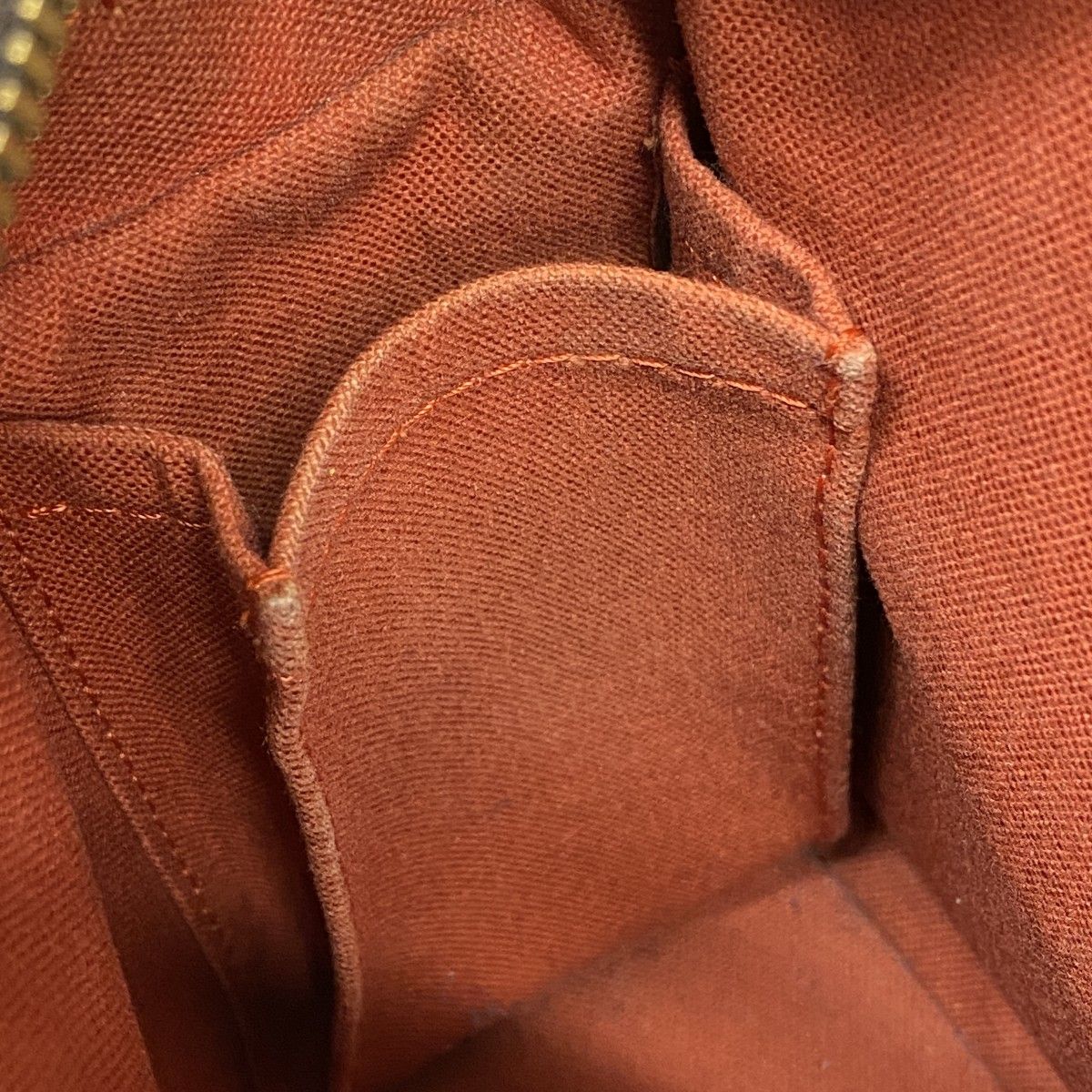 4448 ルイヴィトン