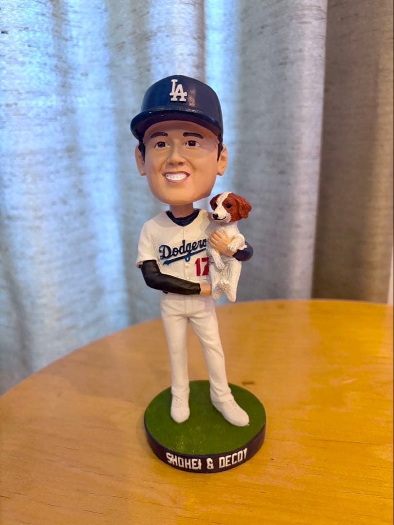 ドジャース　ボブルヘッド　大谷　デコピン　山本のセット ドジャース ボブルヘッド 大谷 デコピン 山本のセット - メルカリ