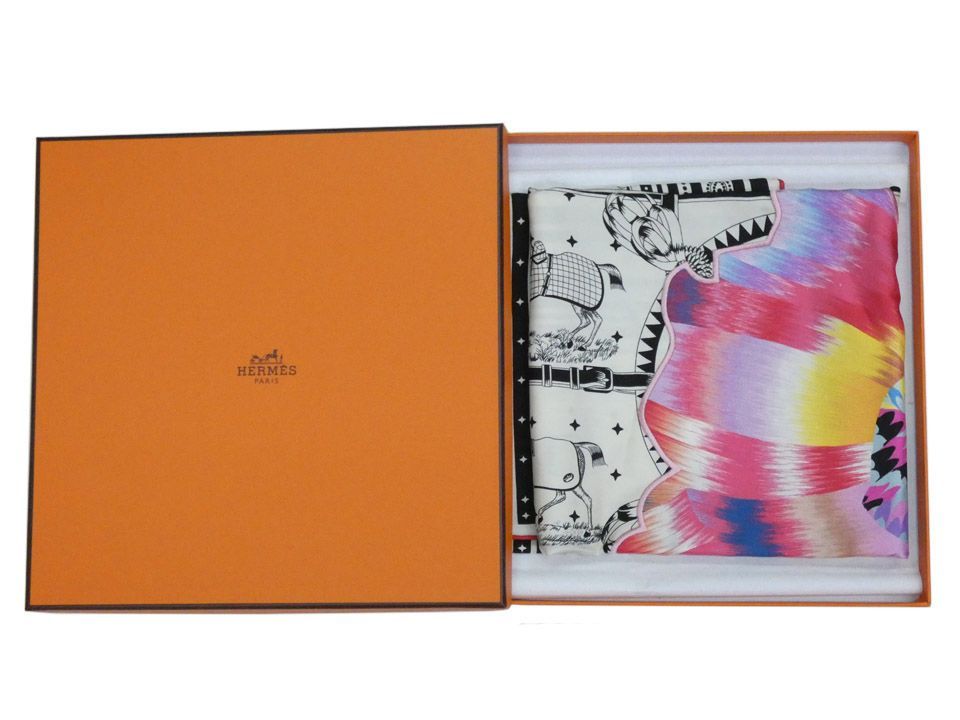 HERMES バンダナ＆京都マーブル 55×55 中古A】エルメス HERMES シルクバンダナ55/カレ55 バンダナ・フルリ