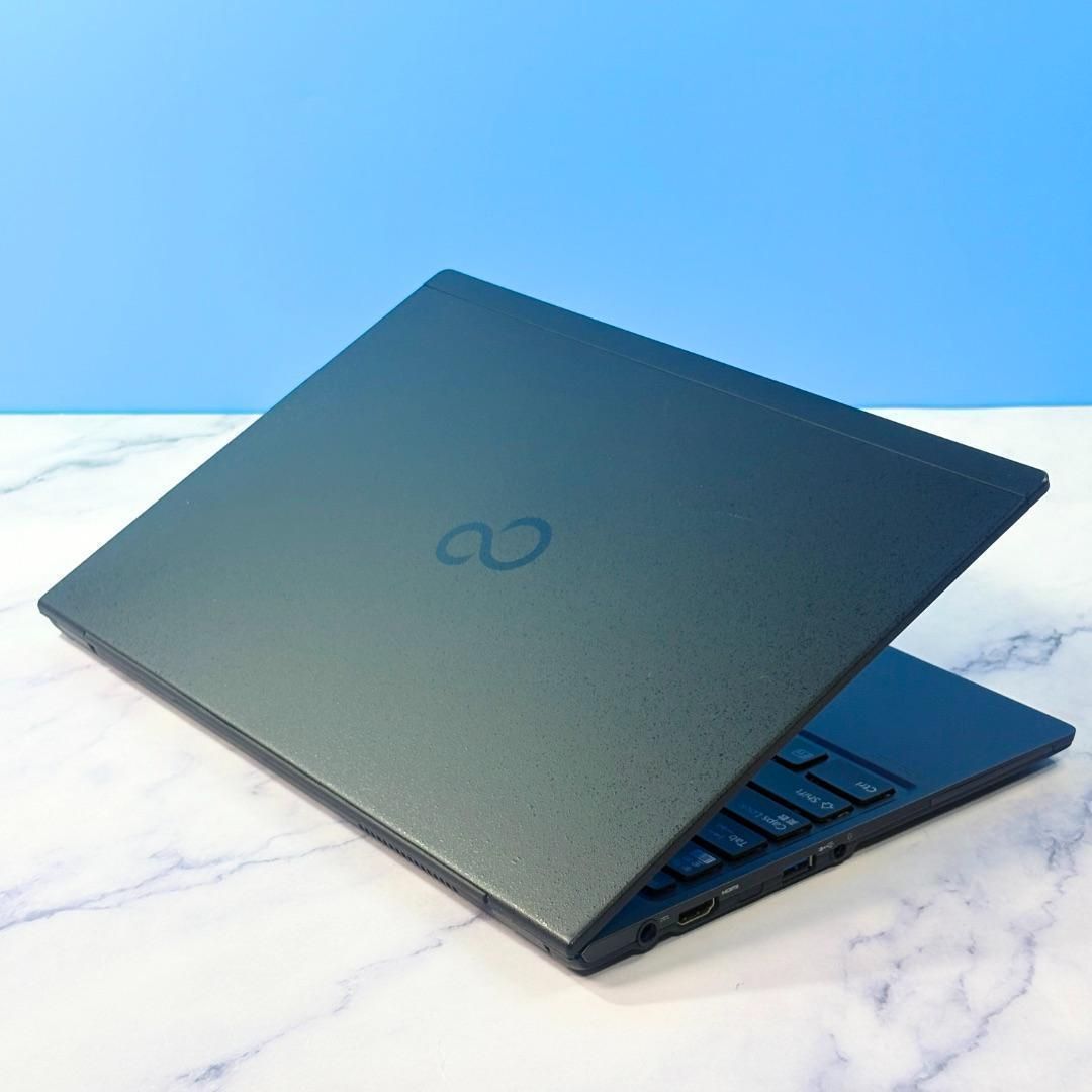 超薄型軽量☆Bタイプ｜メモリ8GB・SSDで快速・指紋認証・Windows11