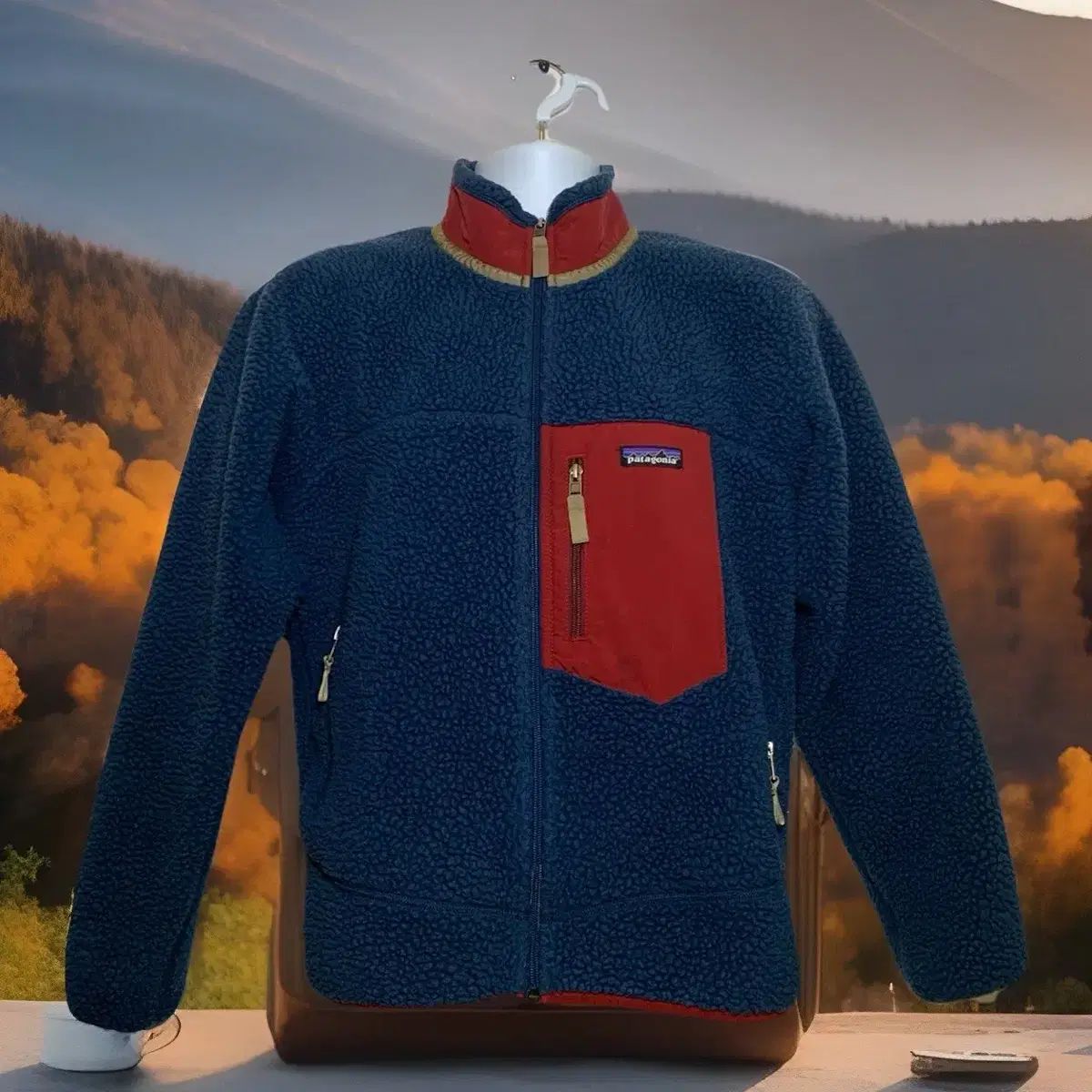 【人気カラー 】patagonia レトロx S ネイビー/レッド 10s patagonia レトロ-X ネイビー/レッド - メルカリ