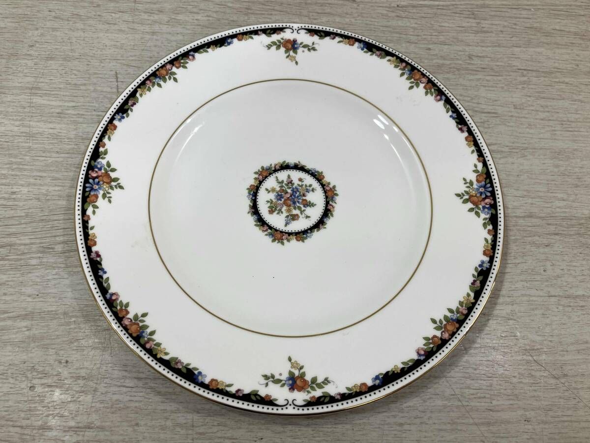 WEDGWOOD プレート オズボーン 20cm OSBOREN 丸皿 - メルカリ