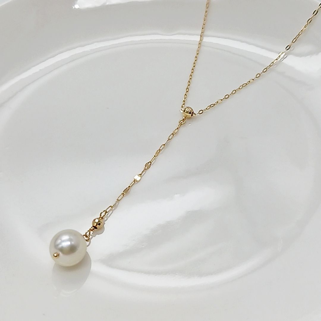 SKパール】K18YGあこや真珠Y字ネックレス・7、3ミリホワイト系・揺れる