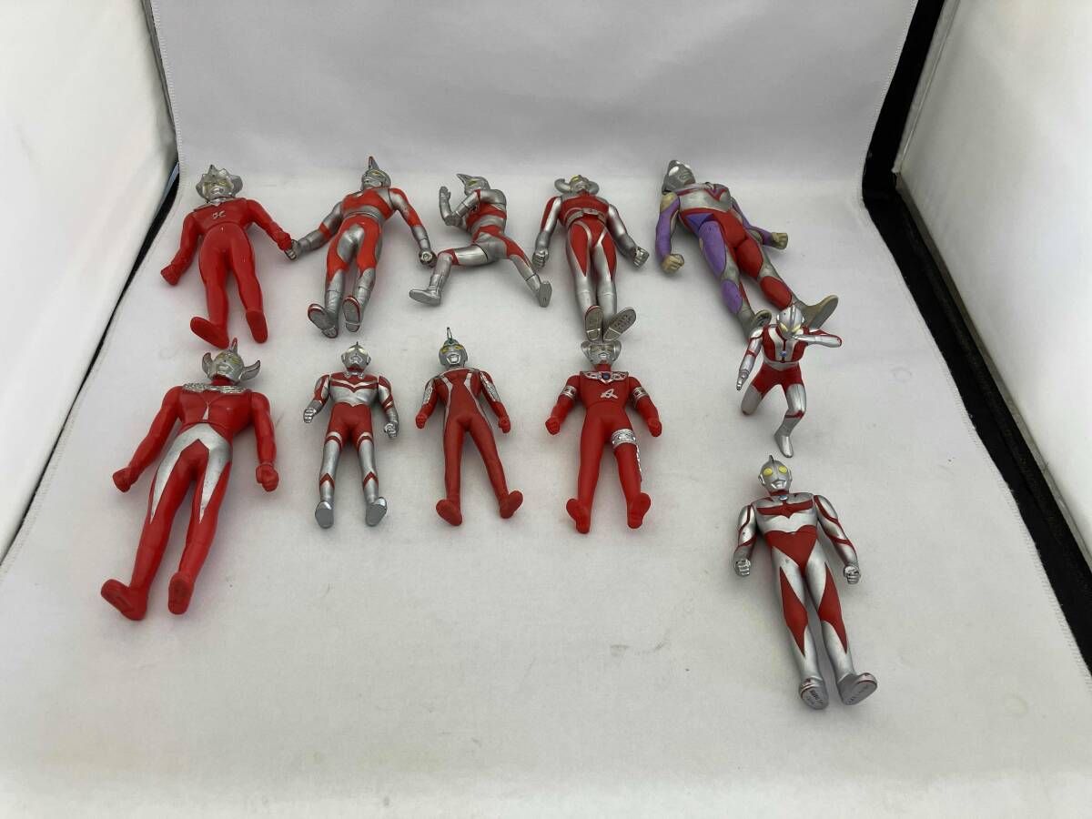 ウルトラマン、怪獣、その他フィギュア・ソフビ詰め合わせ - メルカリ