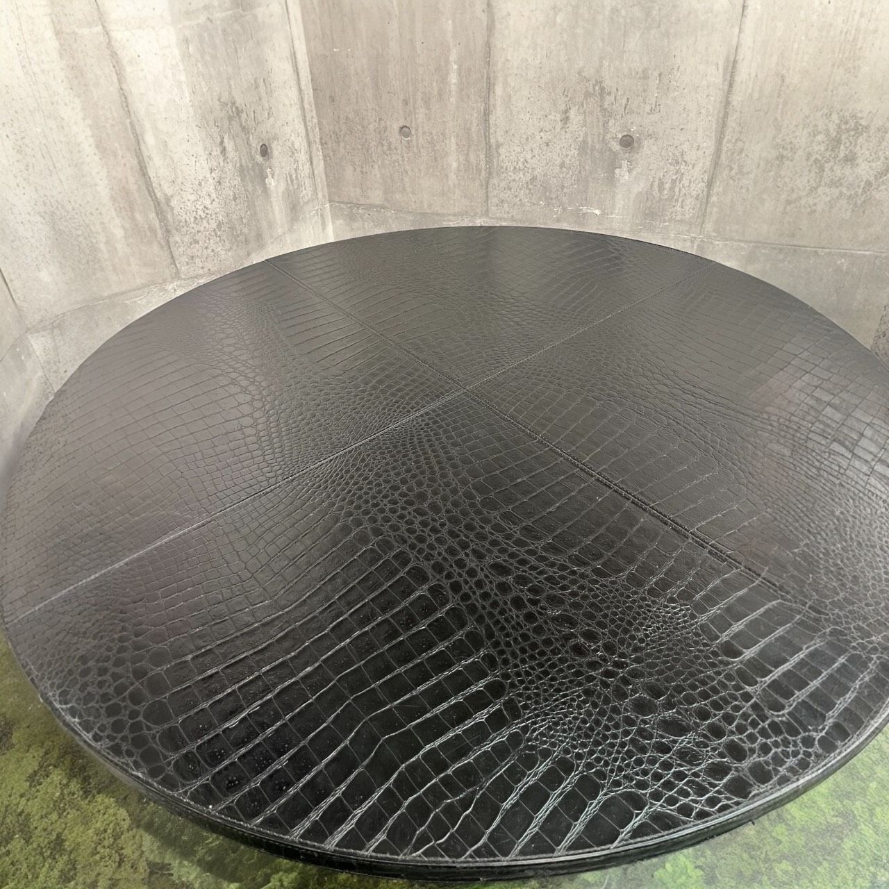 送料無料※ フェンディカーサ FENDI CASA クロコ型押し 牛革 檜脚