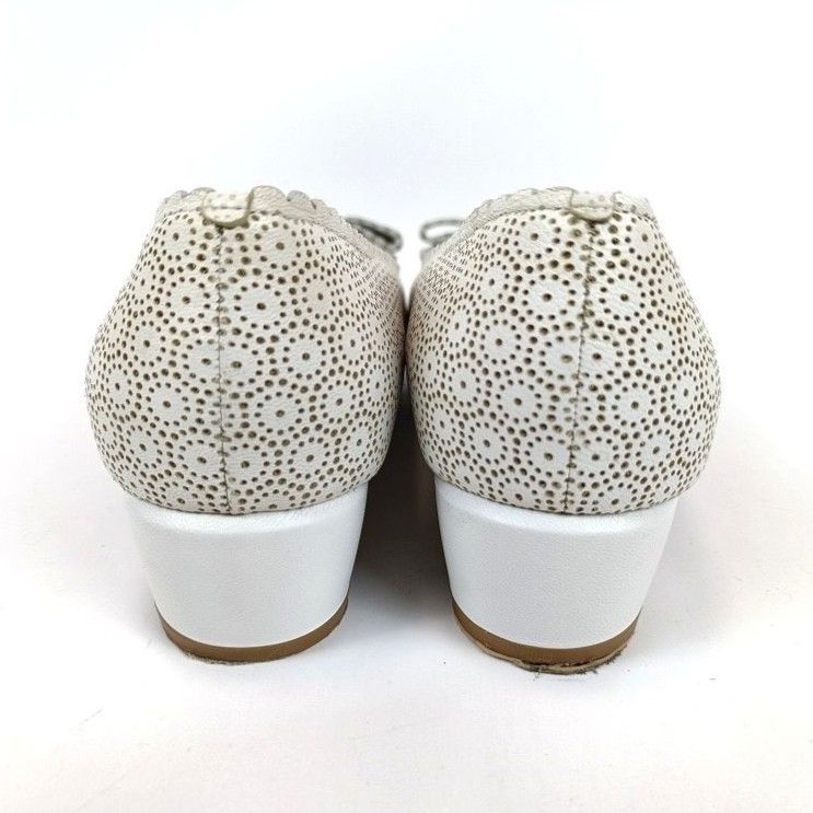 良品 Salvatore Ferragamo サルヴァトーレフェラガモ パンプス ヴァラ