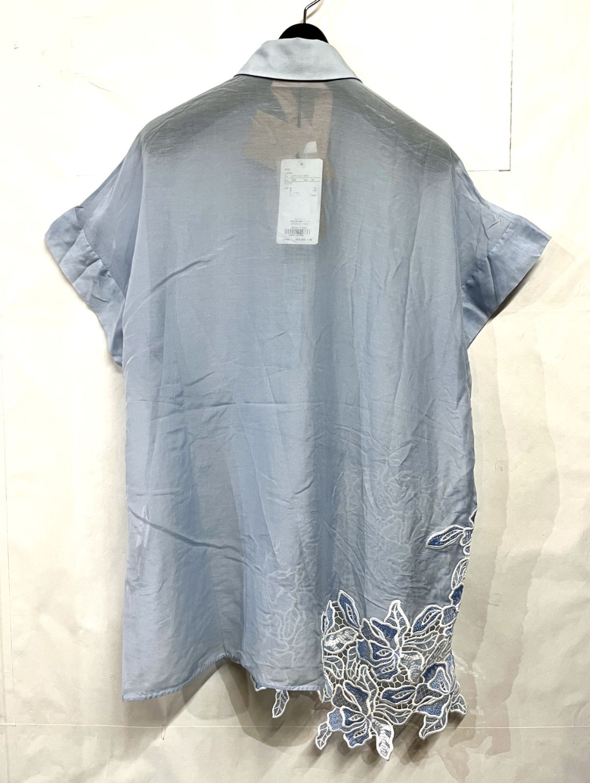 バンドスリーブプルオーバーシルクブラウス