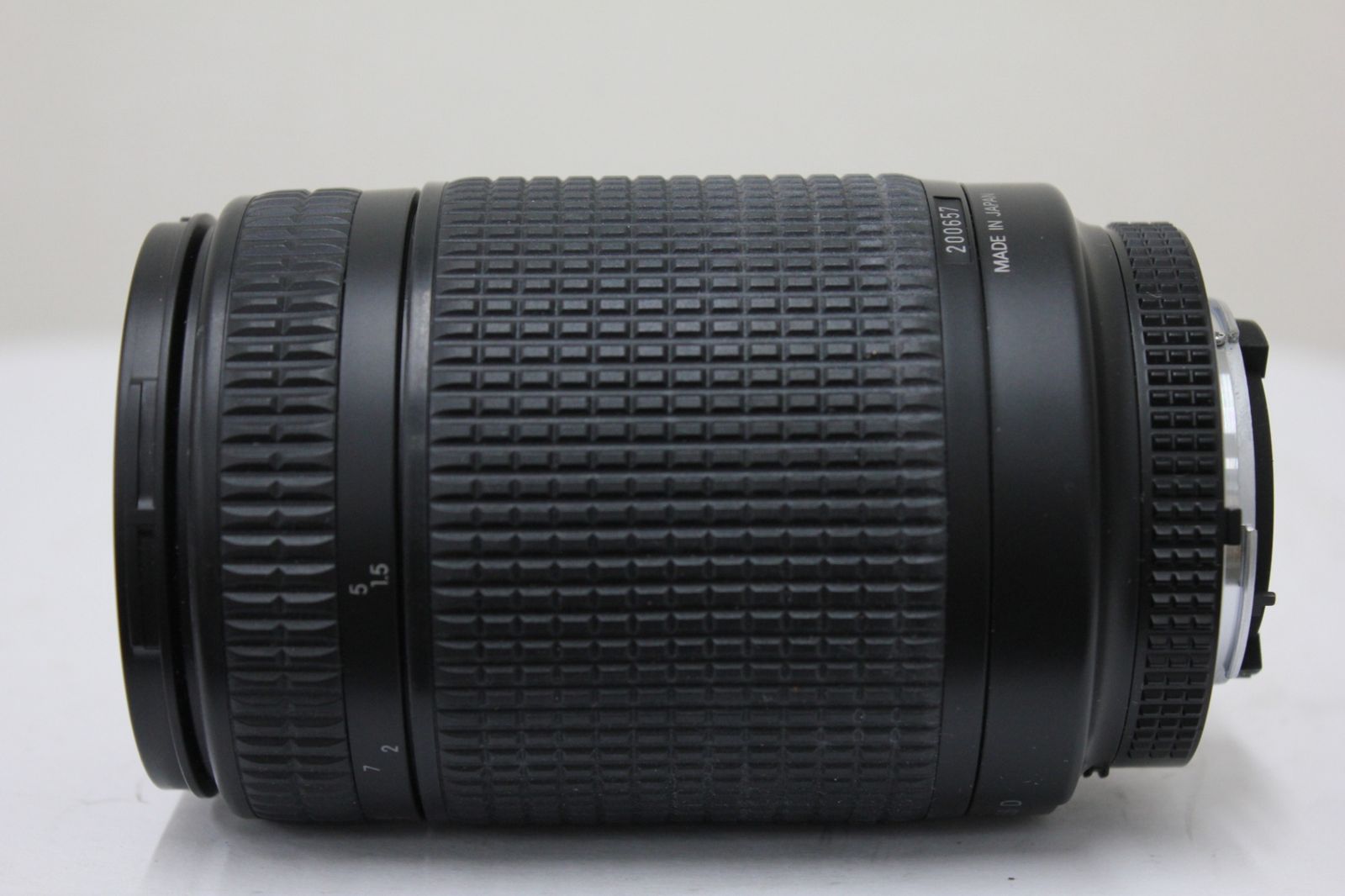  元 き ニコン Nikon AF NIKKOR 70 300 mm F 4 5 6 D 前後キャップ付き レンズ e 4207 レンズ(ズーム) カメラ