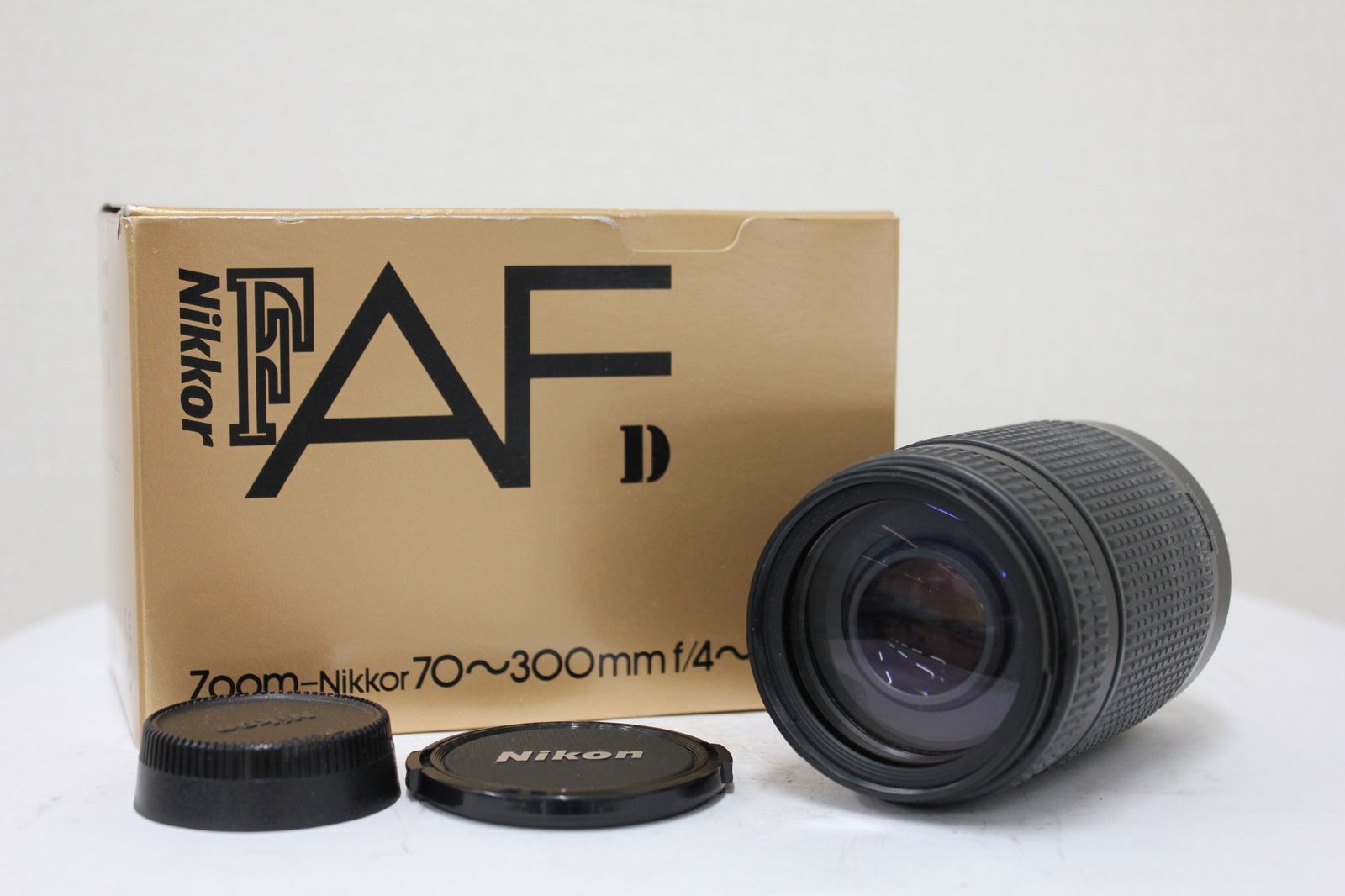 元 き ニコン Nikon AF NIKKOR 70-300 mm F 4-5.6 D 前後キャップ付き レンズ e 4207