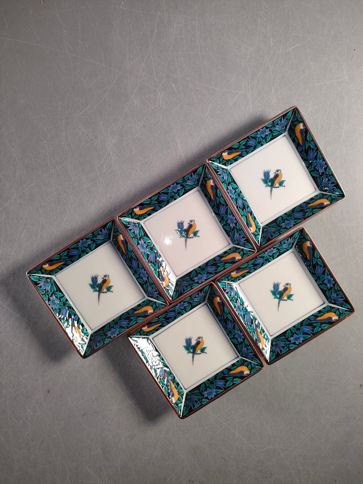 S18-4/九谷焼/隆仙窯/花鳥文銘々皿5客/共箱/角皿/豆皿/飾皿/懐石道具
