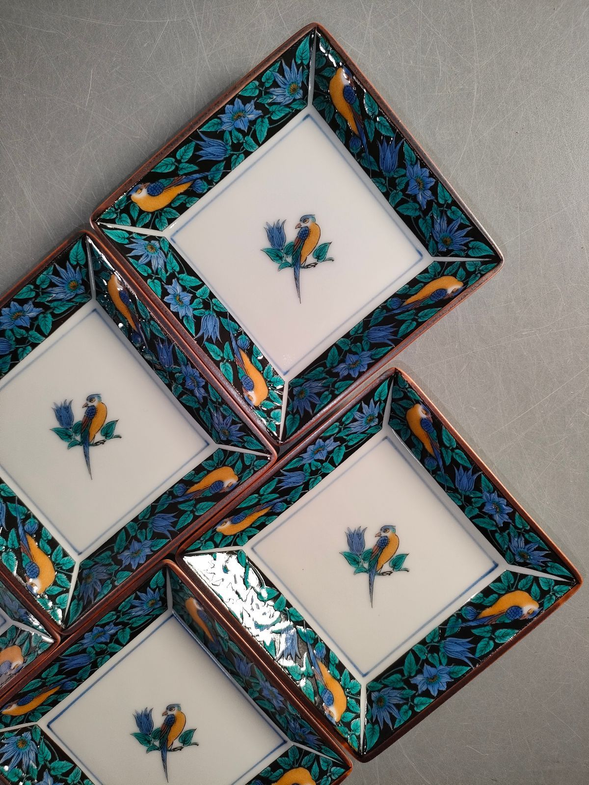 S18-4/九谷焼/隆仙窯/花鳥文銘々皿5客/共箱/角皿/豆皿/飾皿/懐石道具
