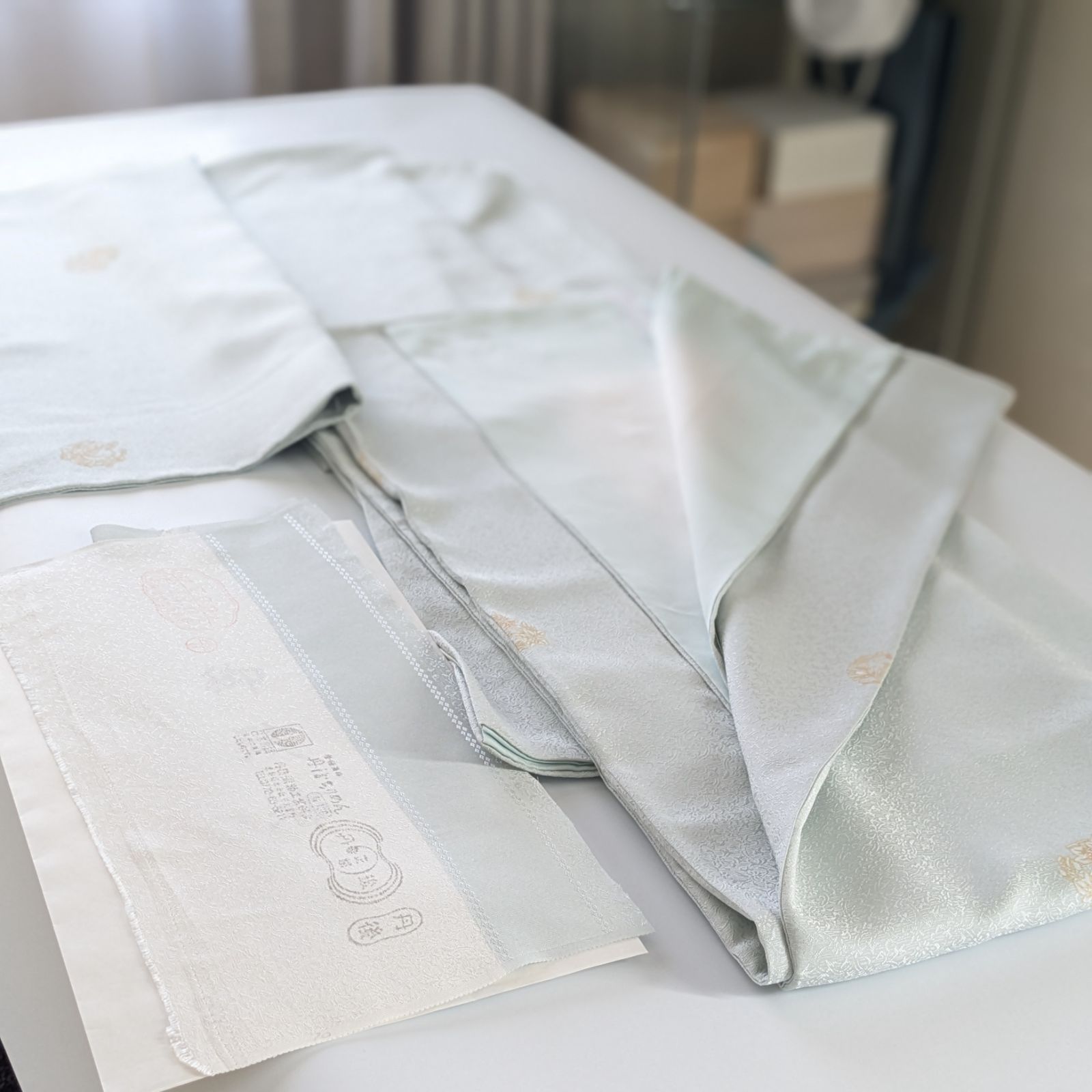 シュトラウス衣正絹友禅染め小紋更紗地紋高額