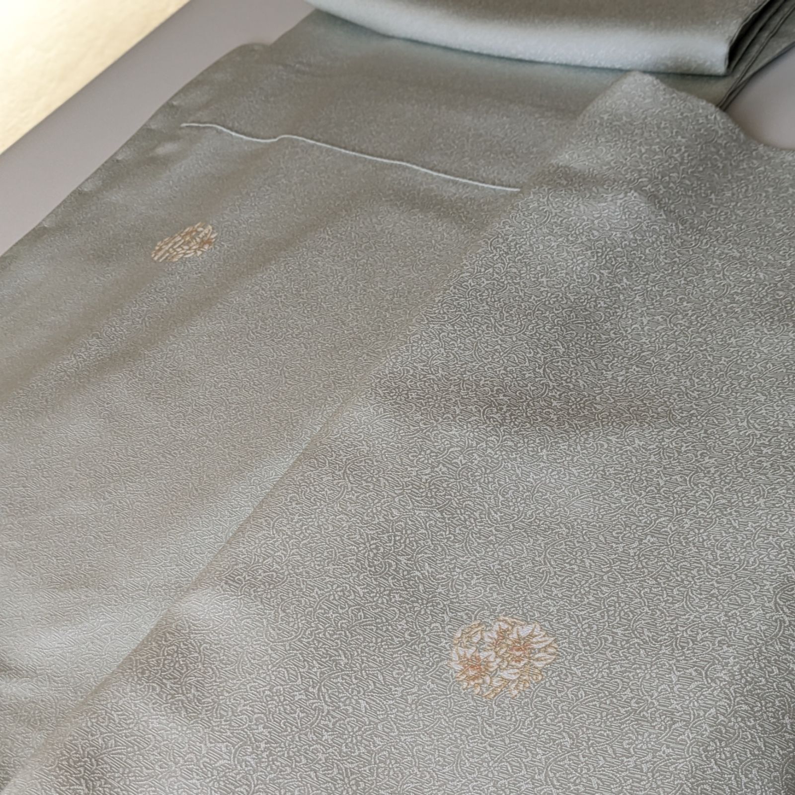 シュトラウス衣正絹友禅染め小紋更紗地紋高額