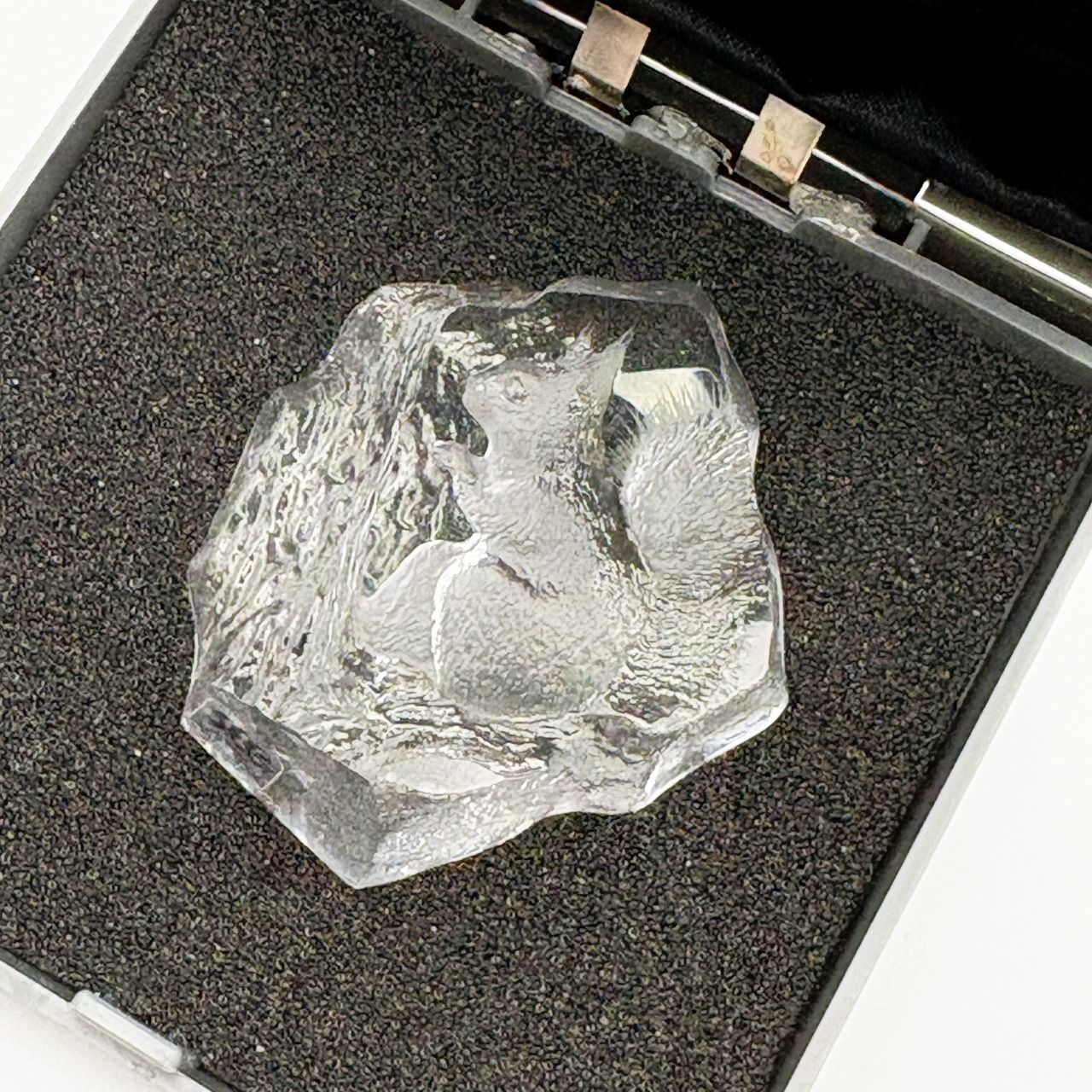 【美品】Mats Jonasson　マッツジョナサン　クリスタルガラス　置物バラ 美品】 Mats Jonasson（マッツ・ジョナサン）クリスタルガラス