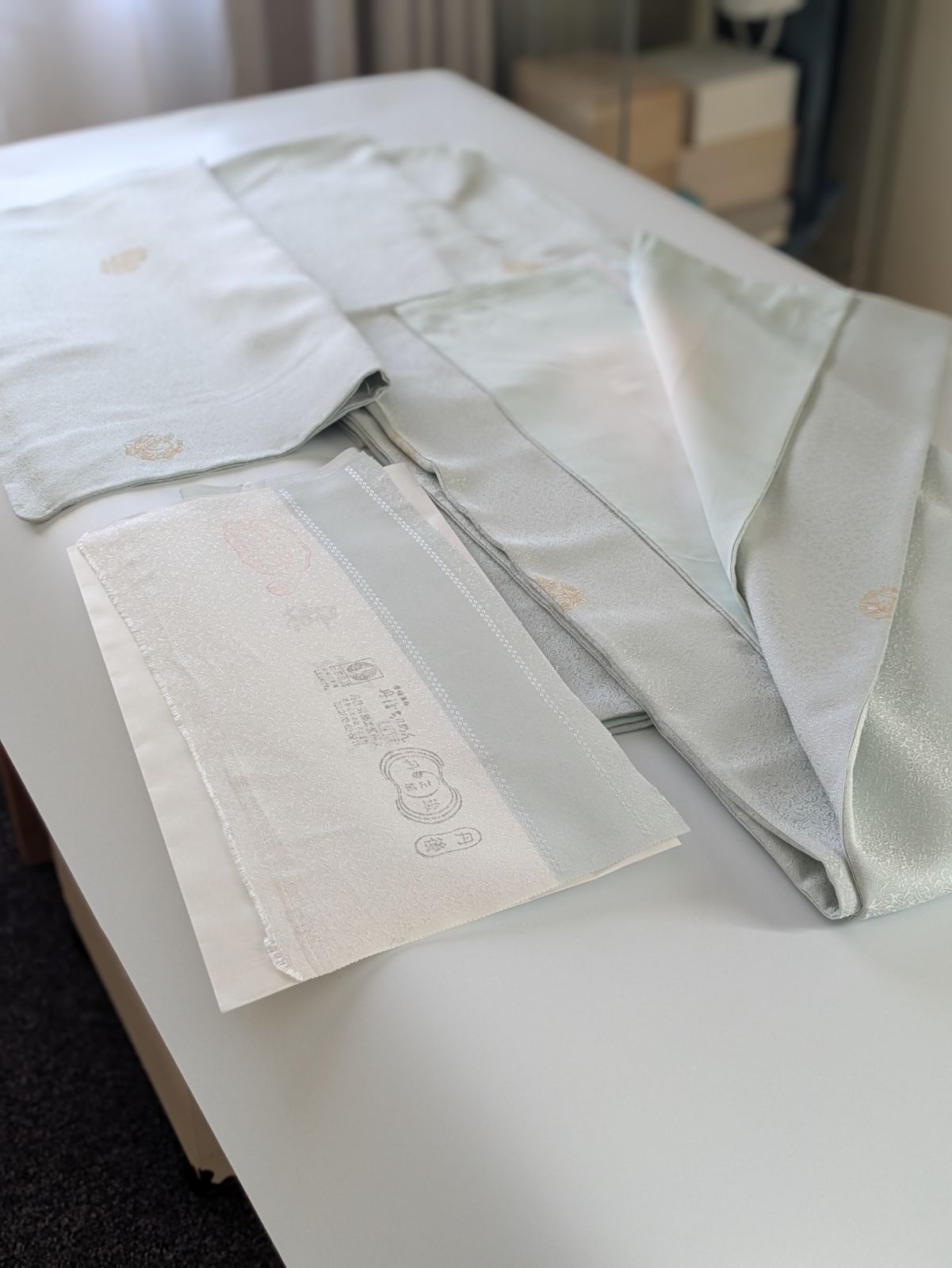 シュトラウス衣正絹友禅染め小紋更紗地紋高額