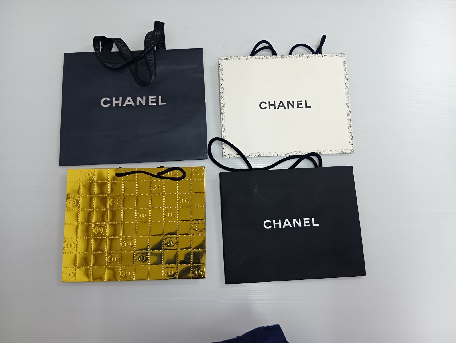 シャネル エルメス LV ショッパー大量72枚セット her-pb-xxl.jpg