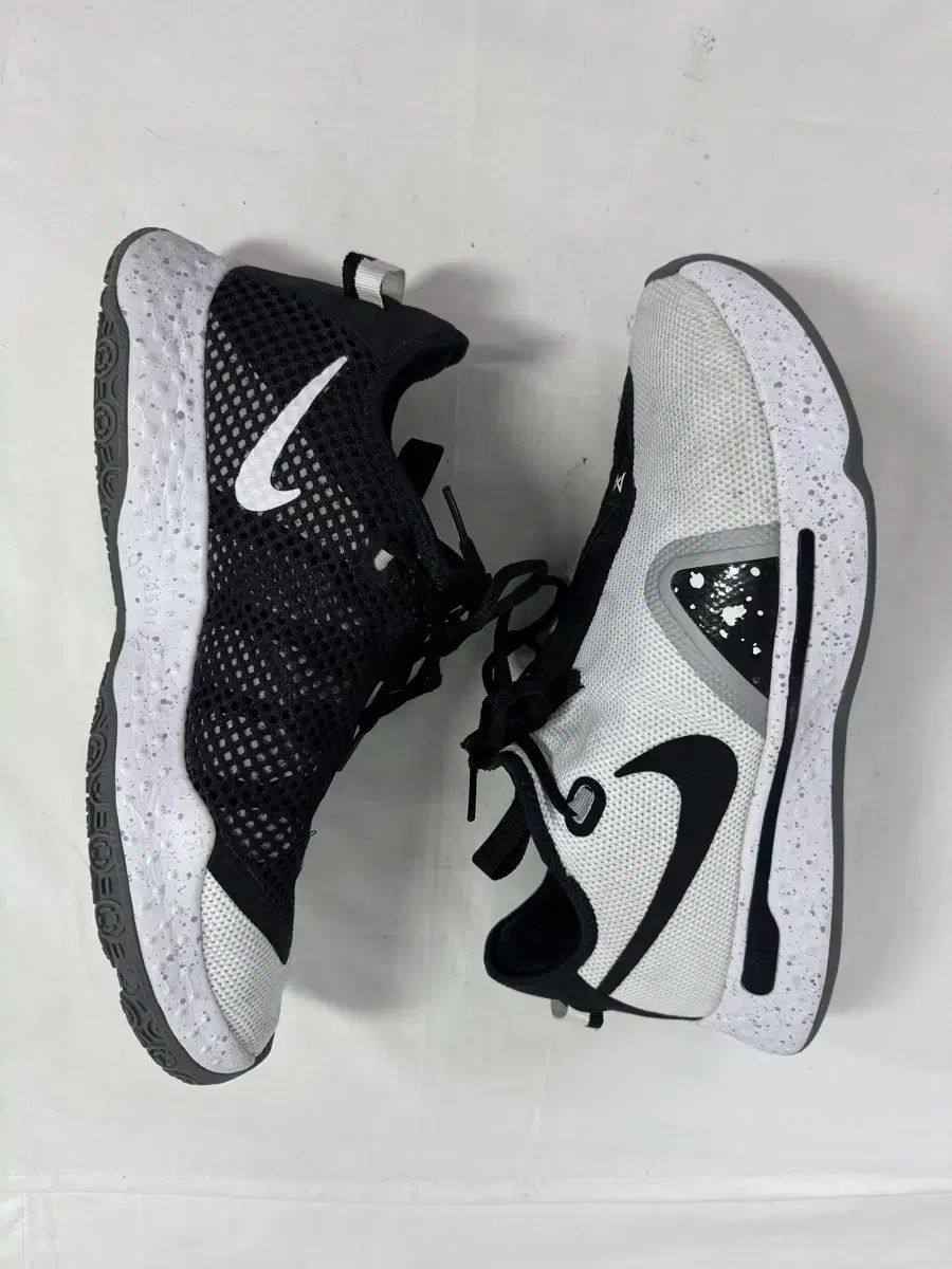 ナイキ PG4 ep 白黒 ポールジョージ ベスト バスケシューズ 275