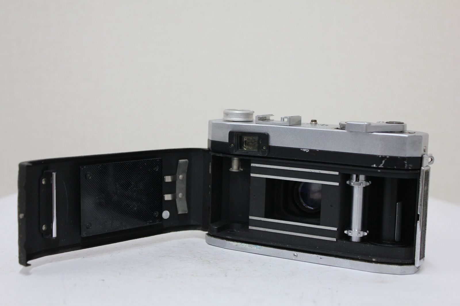  品 Royal 35 M Tomioka Tominon C 4 5 cm F 1 9 レンジファインダー カメラ e 4237 レンジファインダーカメラ フィルムカメラ